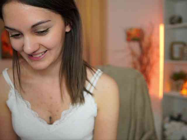 ClaraMoon webcam