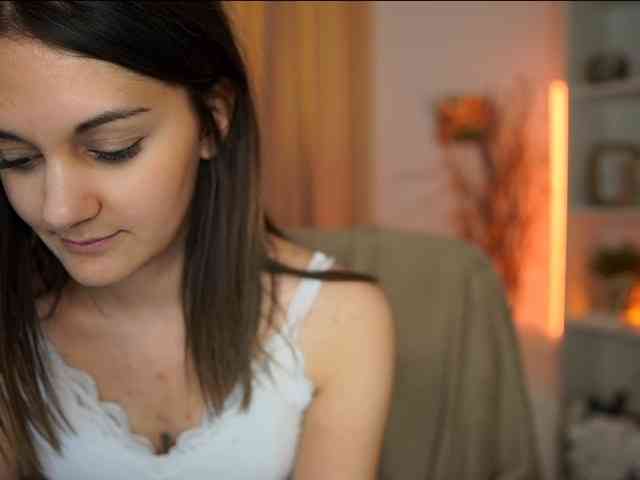 ClaraMoon webcam