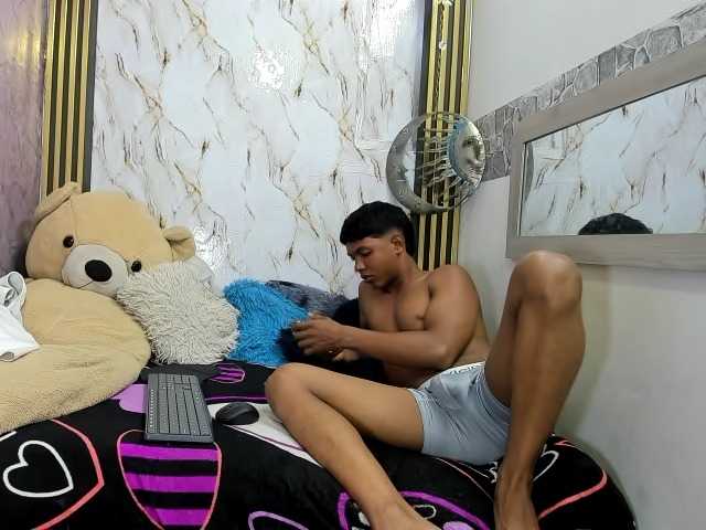 lonjitas-twink-hot