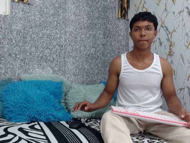 lonjitas-twink-hot