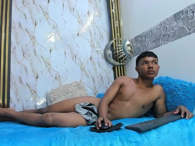 lonjitas-twink-hot