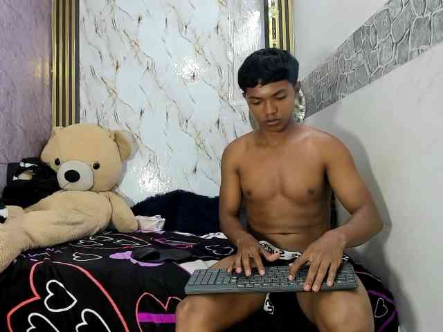 lonjitas-twink-hot