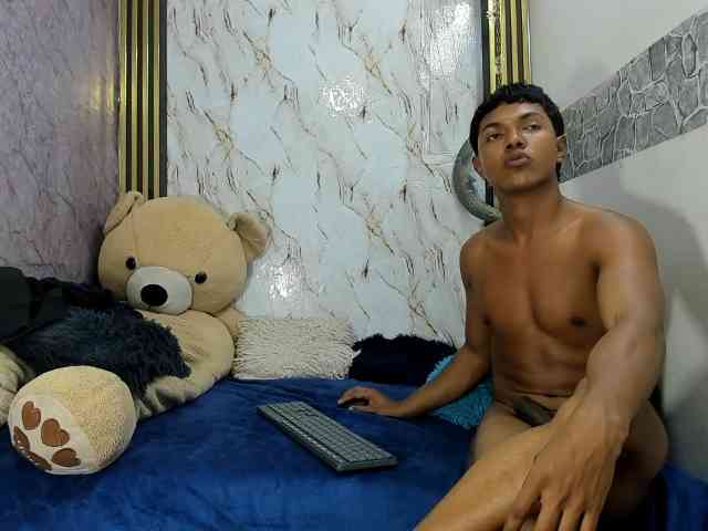 lonjitas-twink-hot