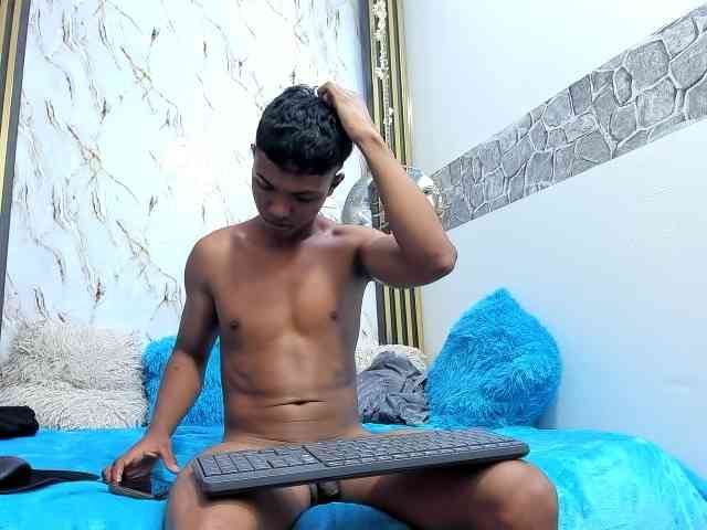 lonjitas-twink-hot
