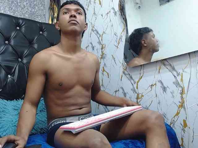 lonjitas-twink-hot