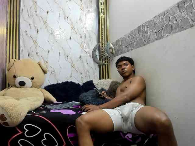 lonjitas-twink-hot