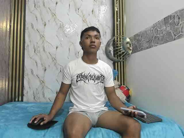 lonjitas-twink-hot