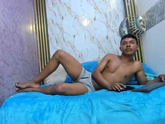 lonjitas-twink-hot
