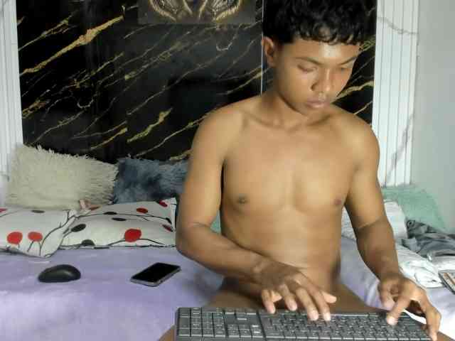 lonjitas-twink-hot