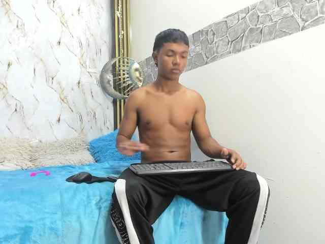 lonjitas-twink-hot