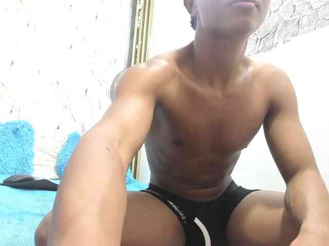 lonjitas-twink-hot