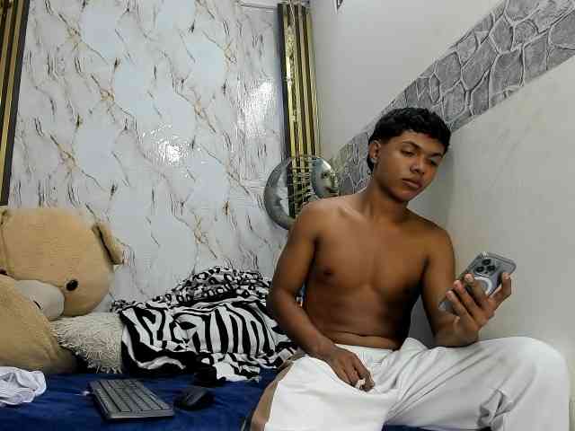 lonjitas-twink-hot