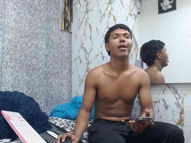 lonjitas-twink-hot