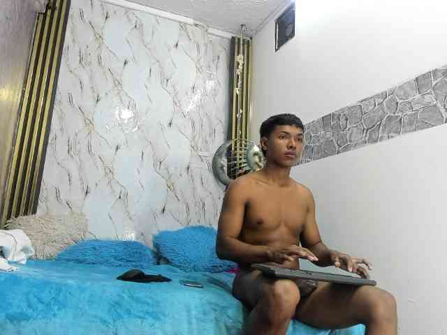 lonjitas-twink-hot