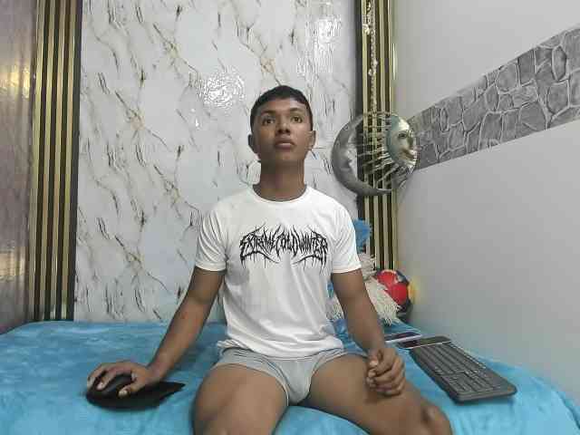 lonjitas-twink-hot
