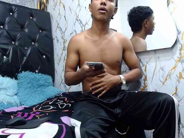 lonjitas-twink-hot