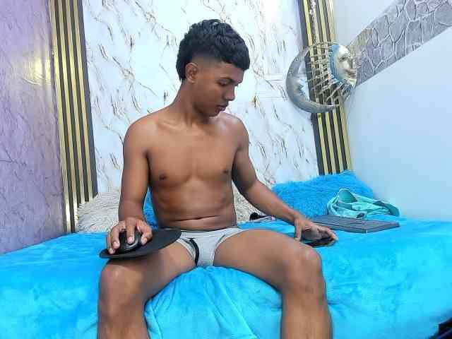 lonjitas-twink-hot