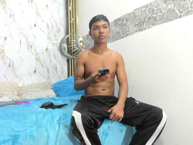 lonjitas-twink-hot