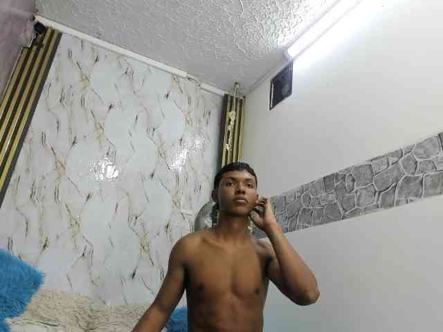 lonjitas-twink-hot