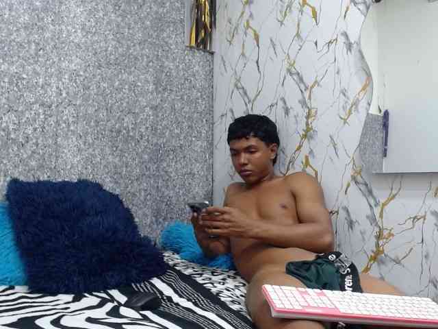 lonjitas-twink-hot