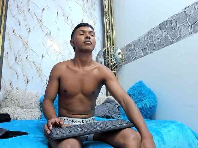 lonjitas-twink-hot
