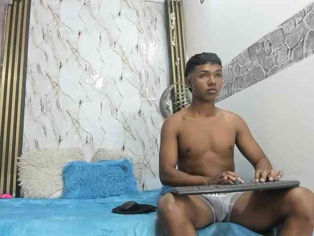 lonjitas-twink-hot