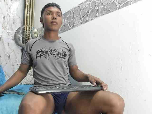 lonjitas-twink-hot