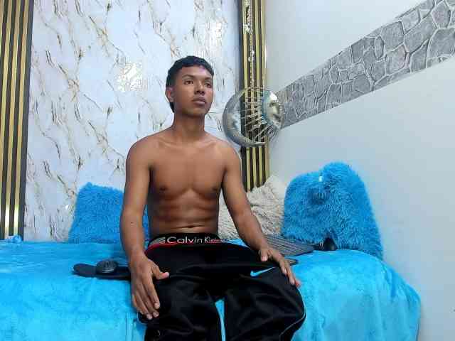 lonjitas-twink-hot