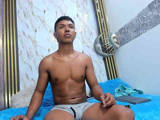 lonjitas-twink-hot
