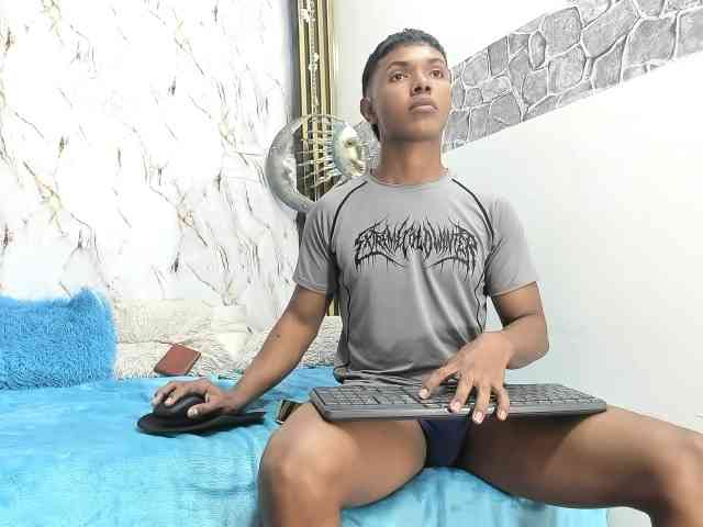 lonjitas-twink-hot