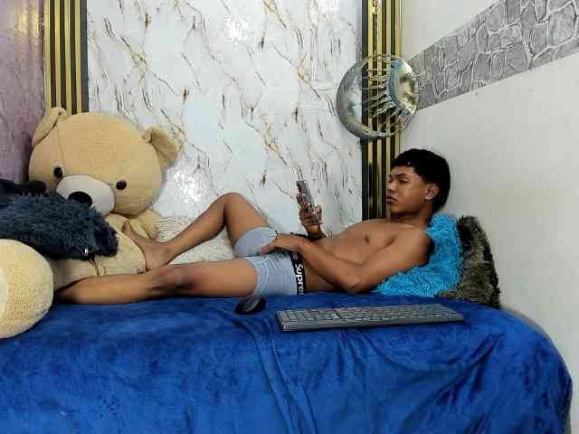 lonjitas-twink-hot