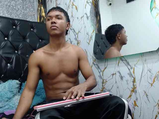 lonjitas-twink-hot