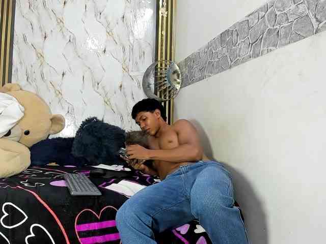lonjitas-twink-hot