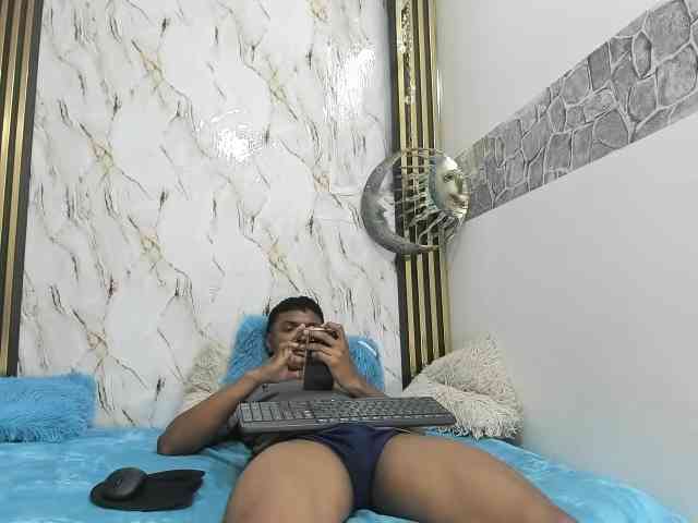 lonjitas-twink-hot