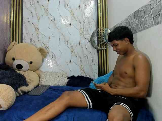 lonjitas-twink-hot