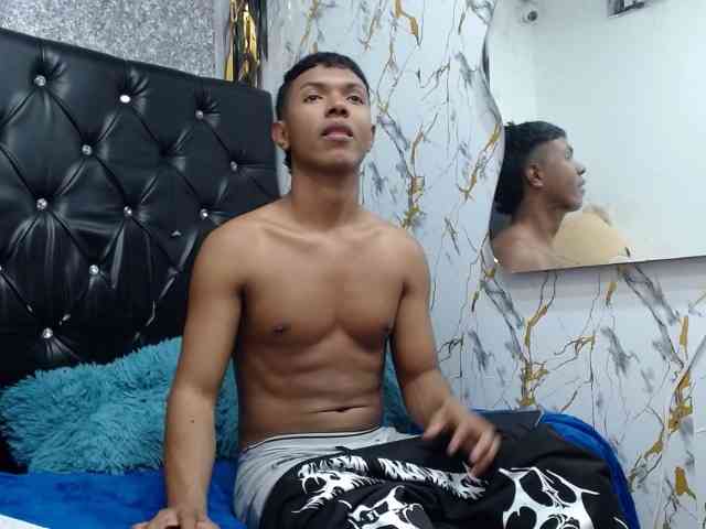 lonjitas-twink-hot