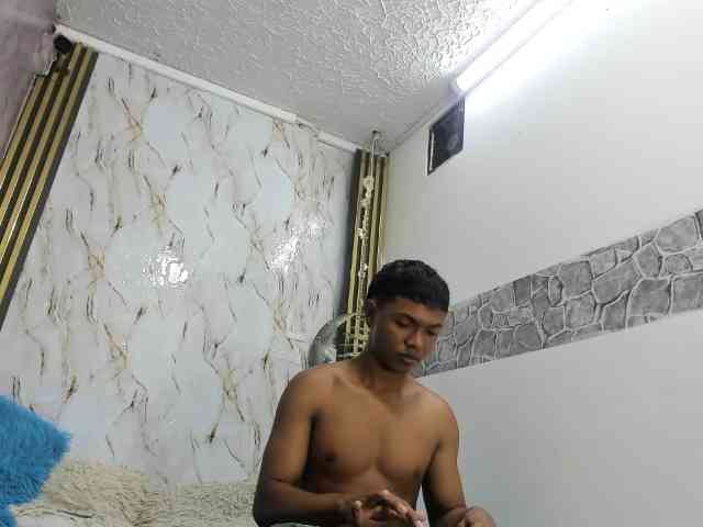 lonjitas-twink-hot