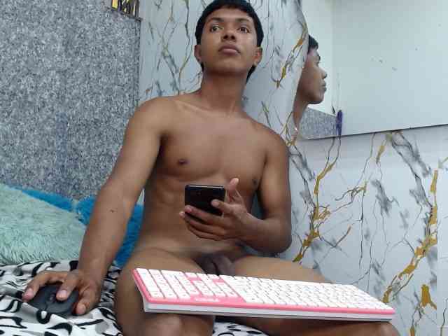 lonjitas-twink-hot