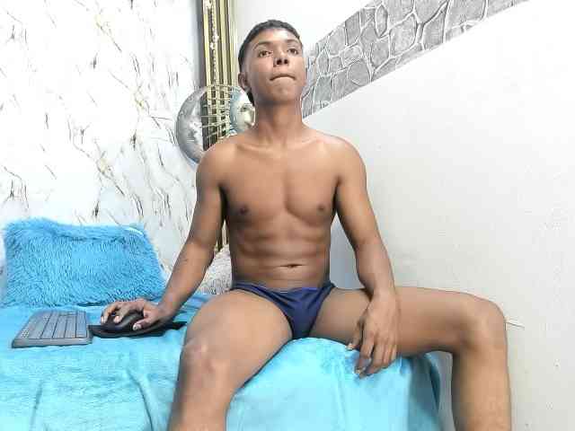 lonjitas-twink-hot