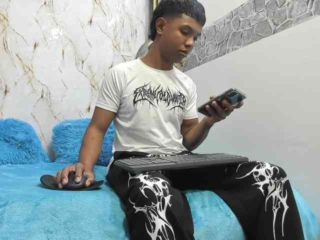 lonjitas-twink-hot