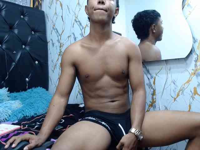 lonjitas-twink-hot