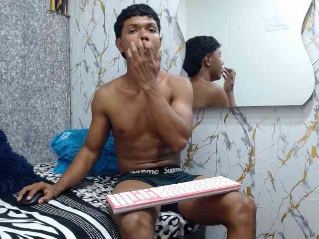 lonjitas-twink-hot