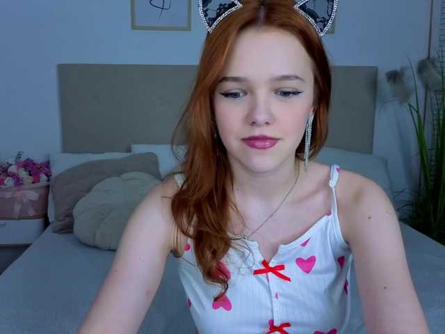 Melissa-me0w live cam on BongaCams