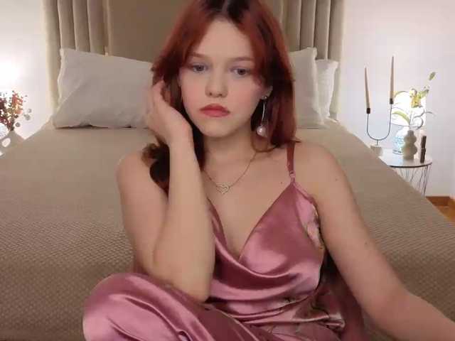 Melissa-me0w live cam on BongaCams