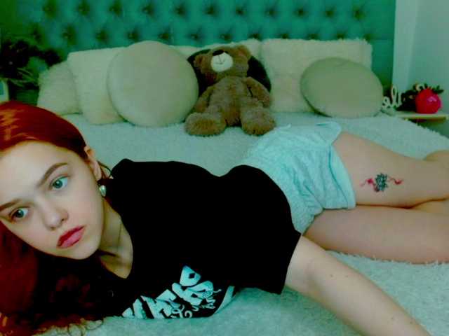 Melissa-me0w live cam on BongaCams
