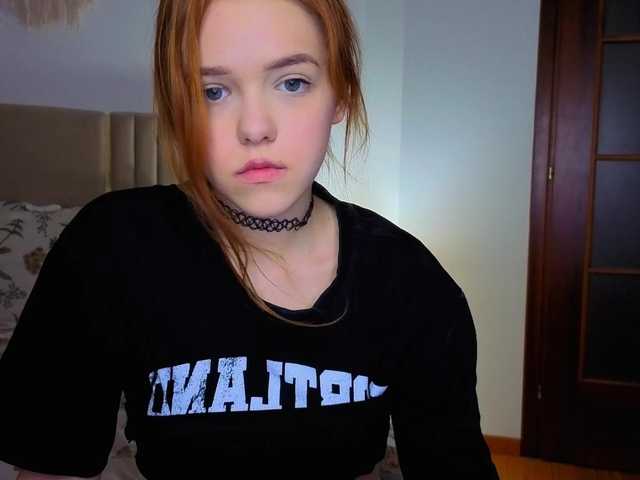 Melissa-me0w live cam on BongaCams