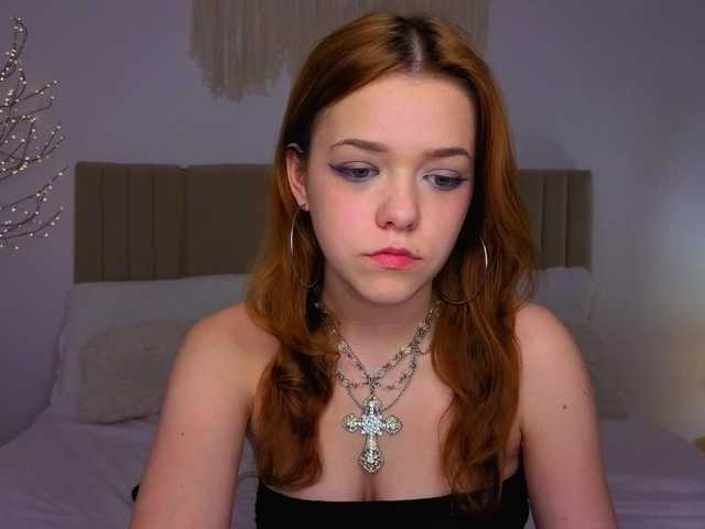 Melissa-me0w live cam on BongaCams