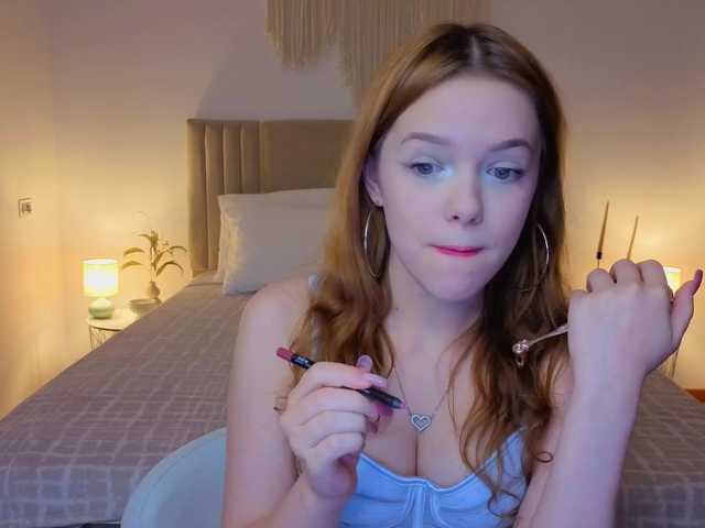 Melissa-me0w live cam on BongaCams