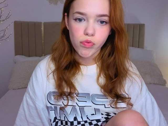 Melissa-me0w live cam on BongaCams