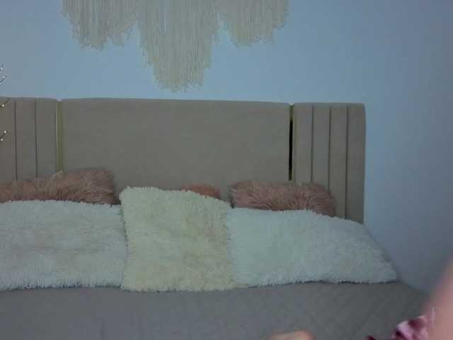 Melissa-me0w live cam on BongaCams